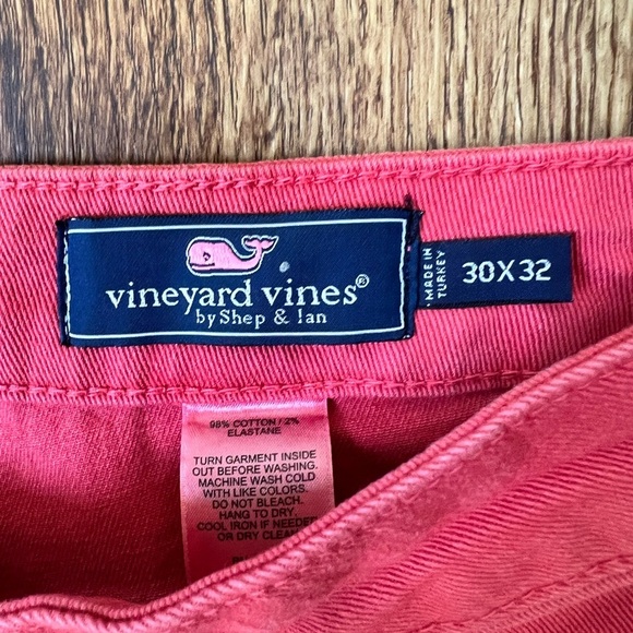 Vineyard Vines Men's Vivid Pink Straight Leg Jeans size 30/32 - Picture 2 of 5